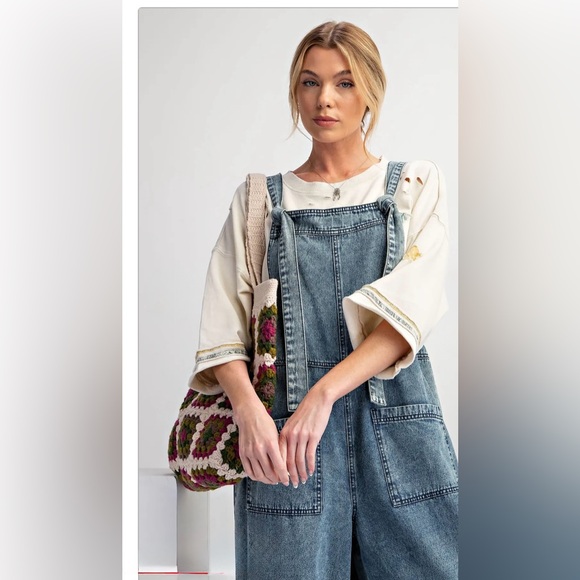 Easel Stone Wash Wide Leg Overalls (Washed Denim) Size Small - Picture 4 of 5